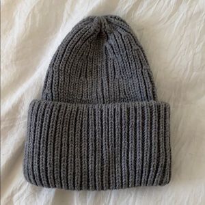 Grey beanie